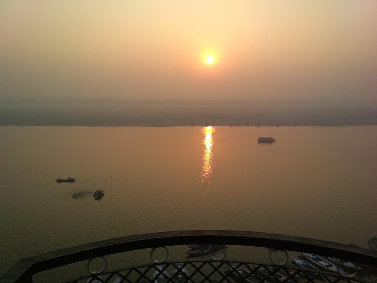 Leela Guest House Varanasi Exterior photo
